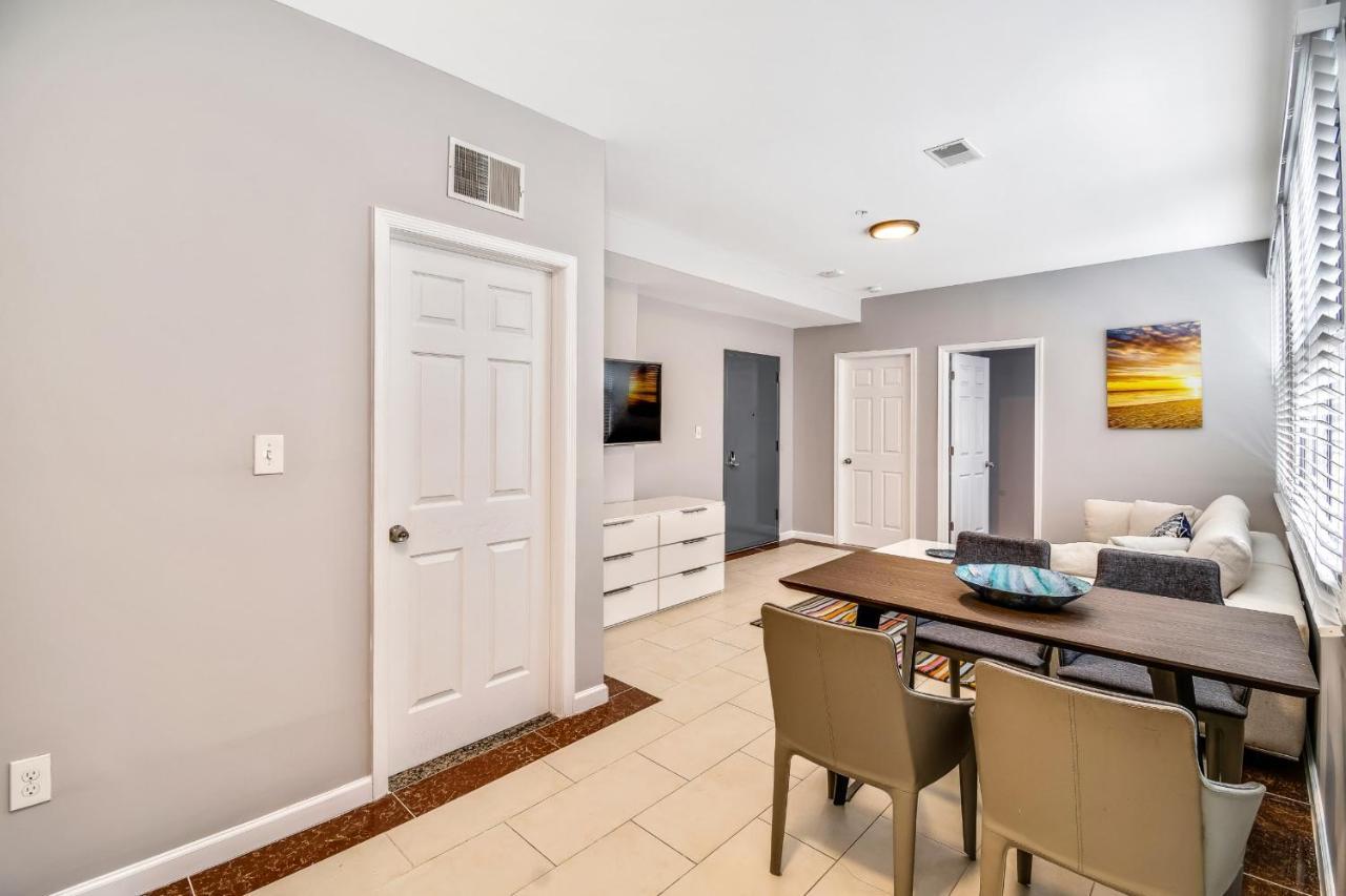 Apartment The Vacation Spot! 2bd Steps Away From The Convention Center Philadelphia
